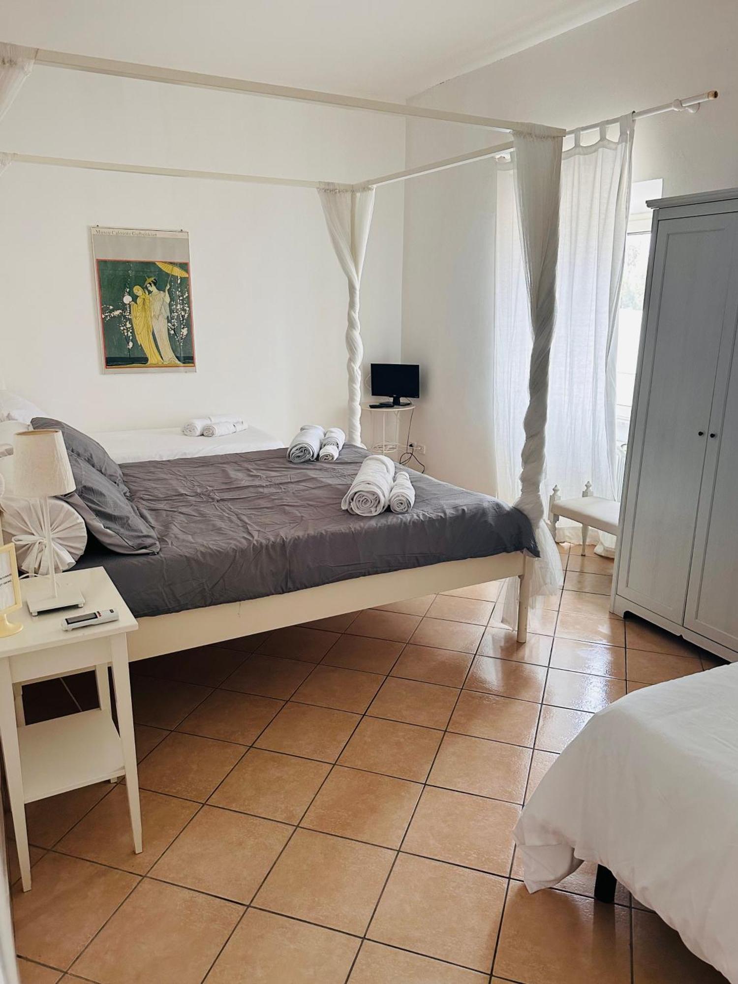 Bed and Breakfast La Locanda Di Andrea Il Pescatore Borgo Montenero Exterior foto