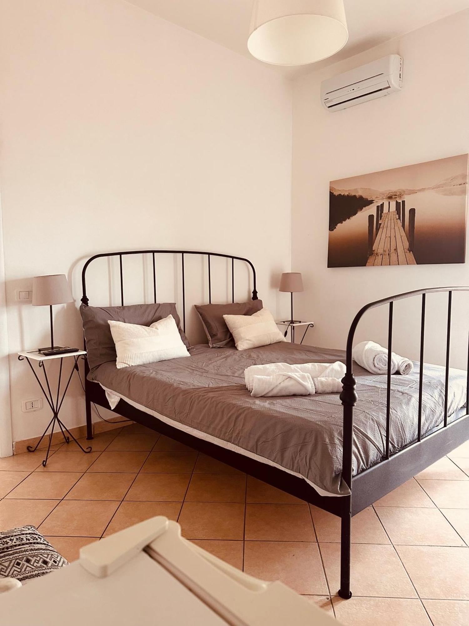 Bed and Breakfast La Locanda Di Andrea Il Pescatore Borgo Montenero Exterior foto